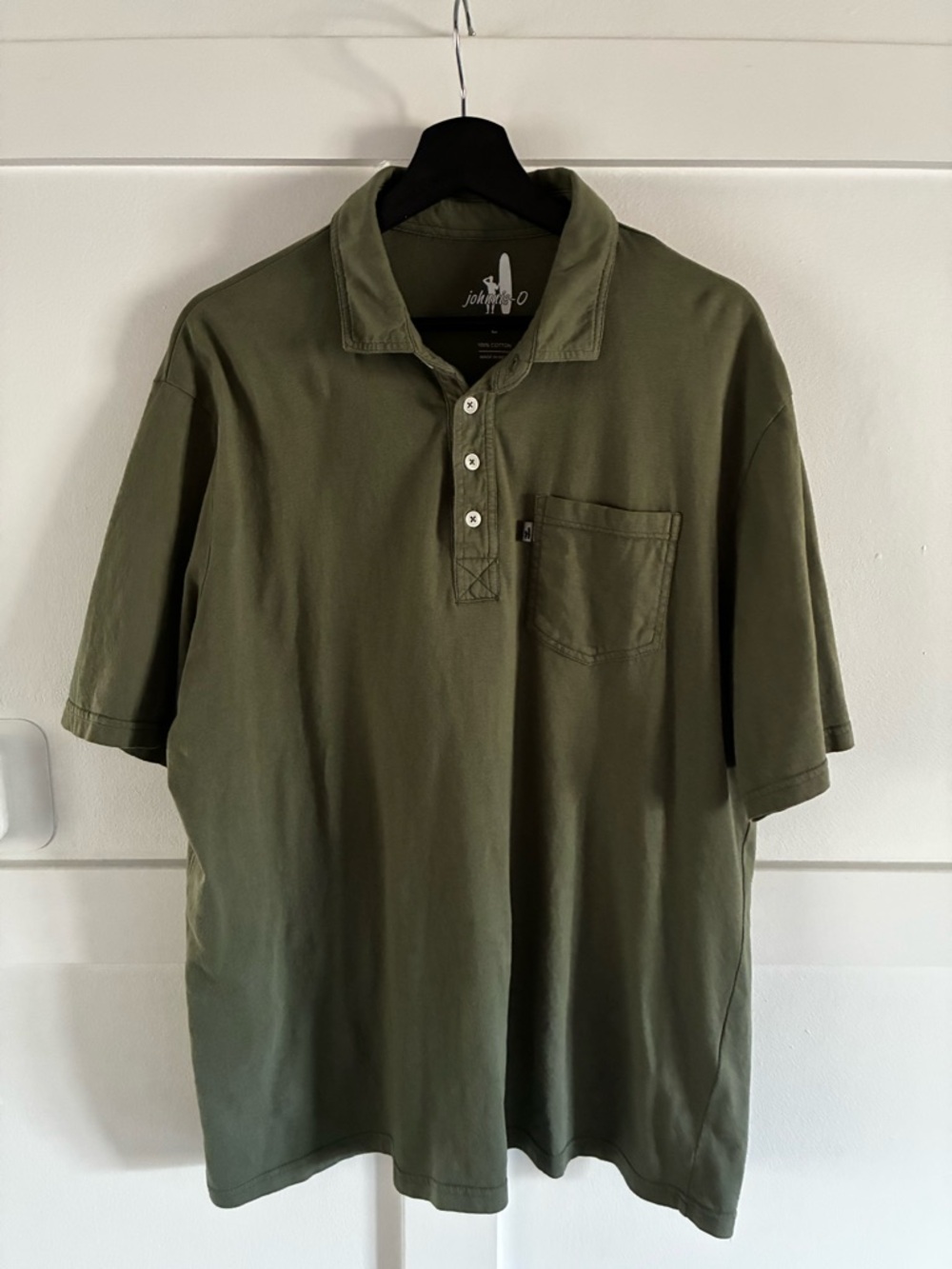 johnnie-O Large Olive Green Pocket Polo Shirt Mens Large 4 button placket